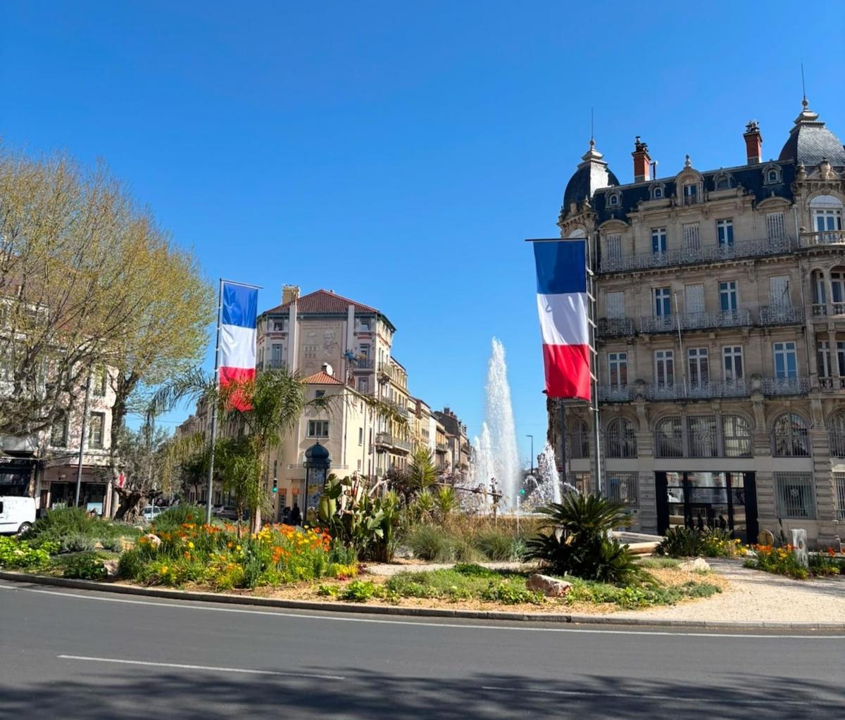 Grand Appartement De 100M2 -Allee Paul Riquet Beziers - 4Chambres - Wifi- Tv Connectee Eksteriør bilde